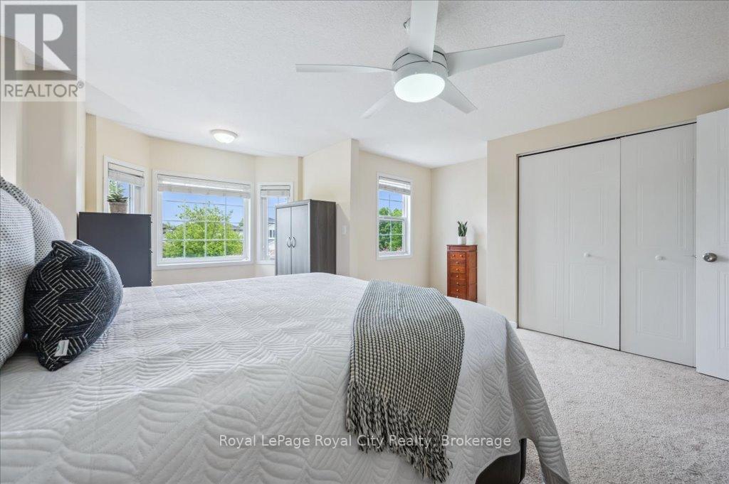 












93 DOYLE DRIVE

,
Guelph (Clairfields/Hanlon Business Park),




Ontario
N1G5B9

