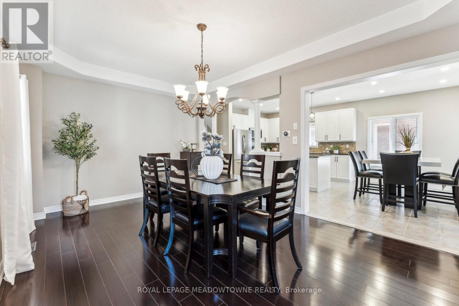 












1186 EZARD CRESCENT

,
Milton,




Ontario
L9T6N9

