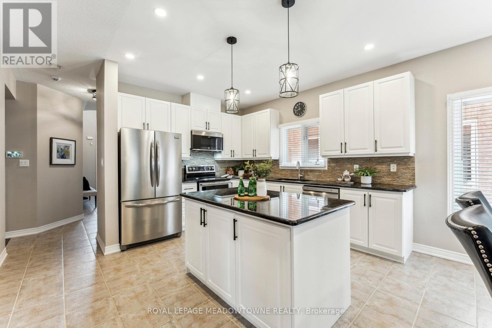 












1186 EZARD CRESCENT

,
Milton,




Ontario
L9T6N9


