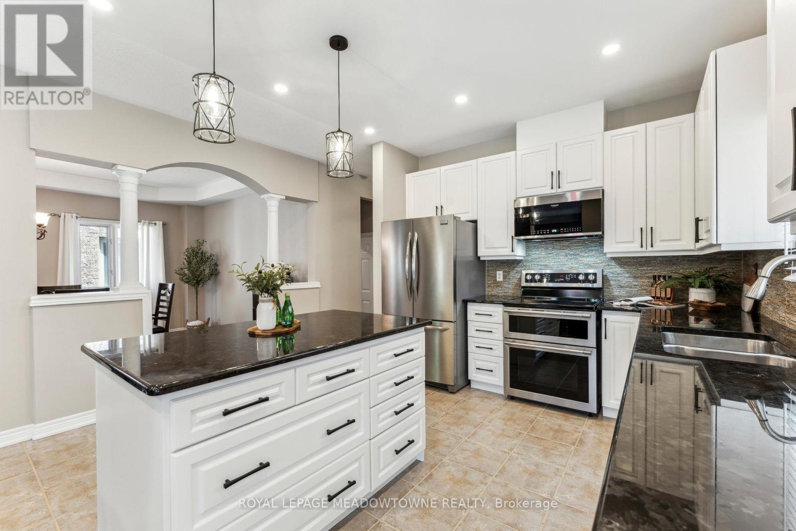












1186 EZARD CRESCENT

,
Milton,




Ontario
L9T6N9

