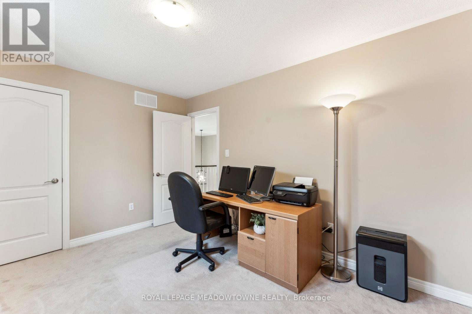 












1186 EZARD CRESCENT

,
Milton,




Ontario
L9T6N9

