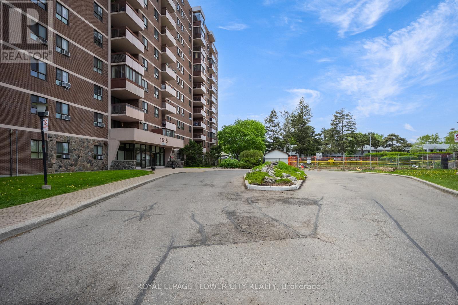 












207 - 1615 BLOOR STREET

,
Mississauga,




Ontario
L4X1S2

