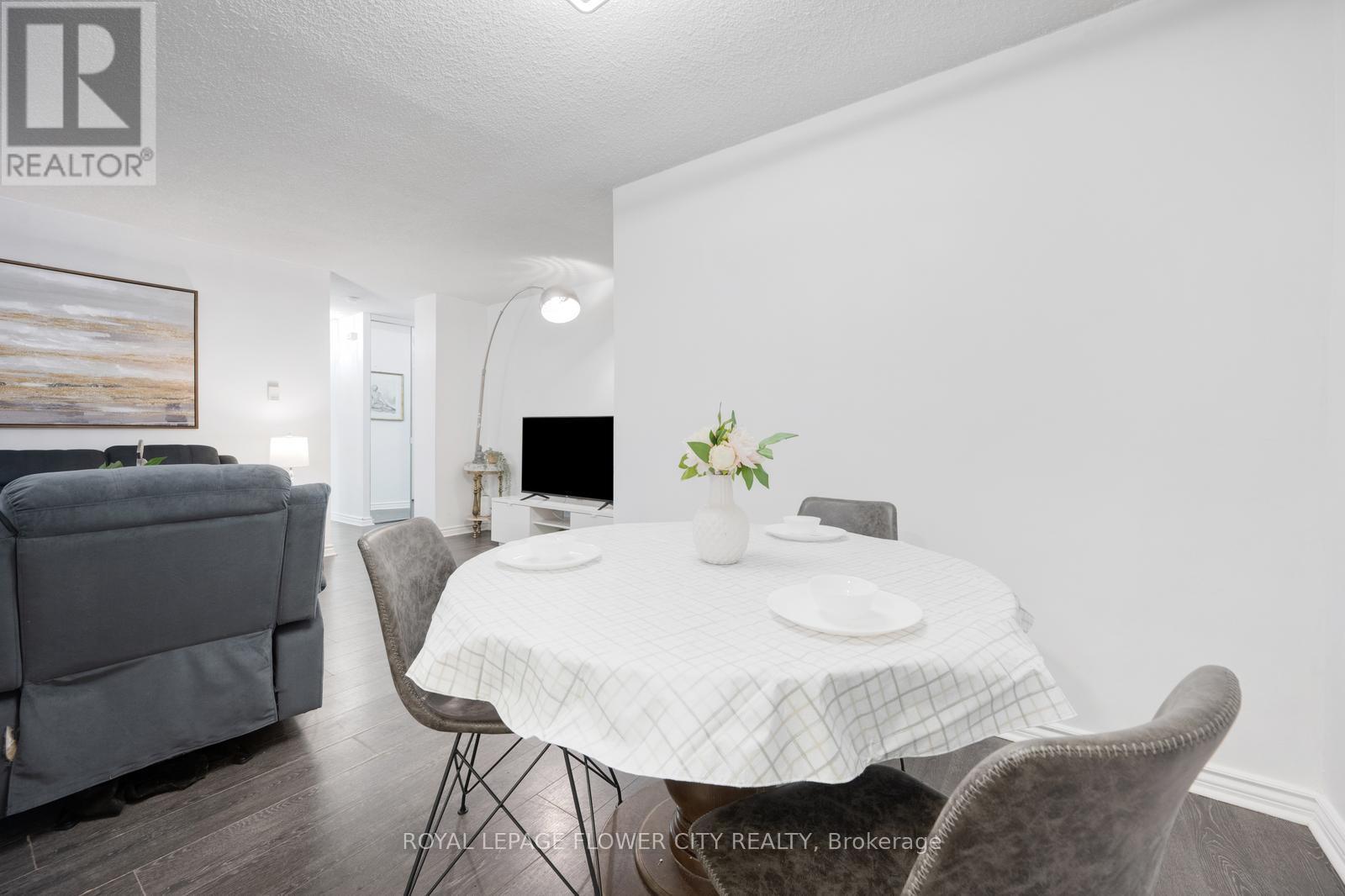 












207 - 1615 BLOOR STREET

,
Mississauga,




Ontario
L4X1S2

