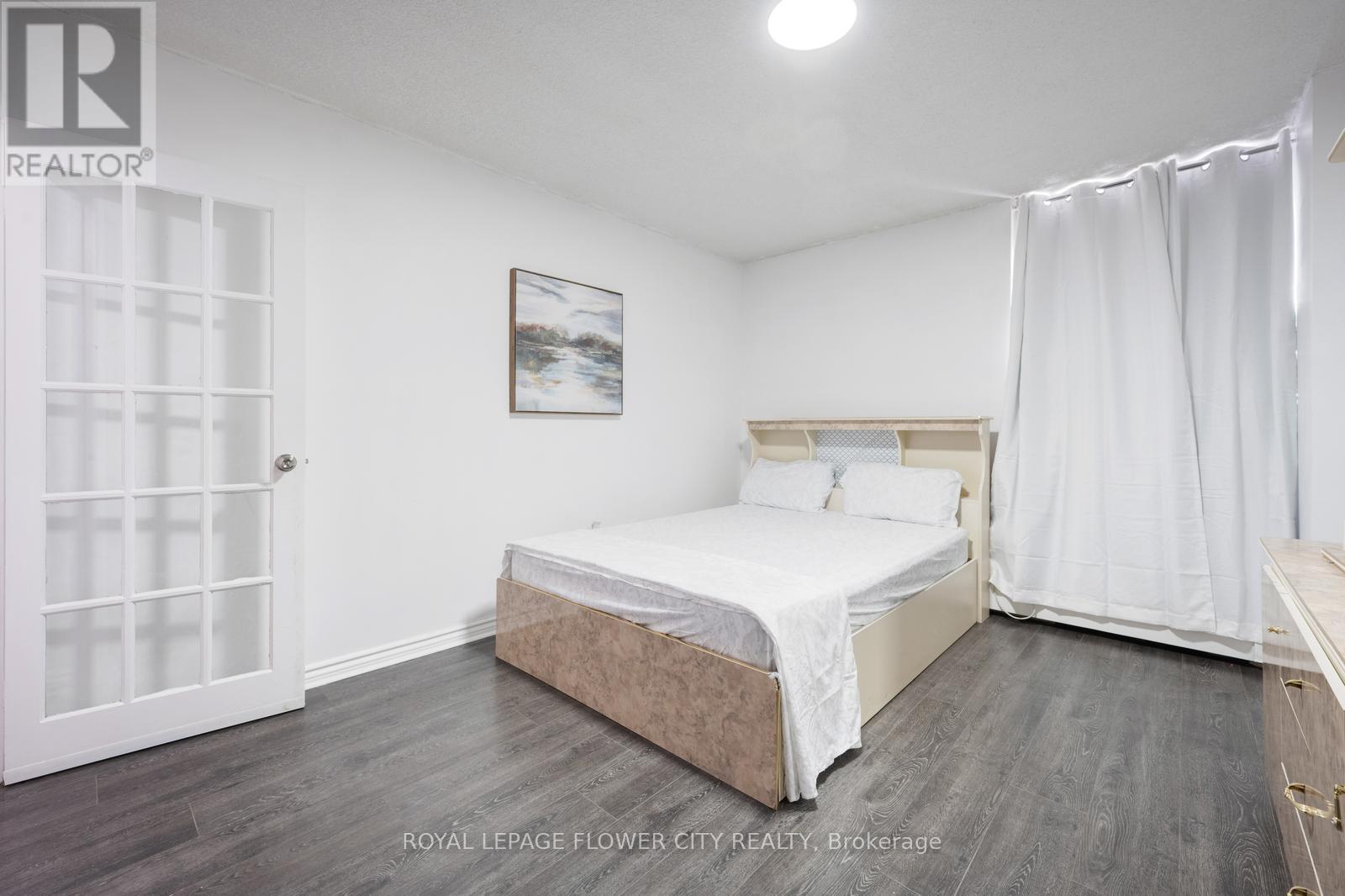 












207 - 1615 BLOOR STREET

,
Mississauga,




Ontario
L4X1S2

