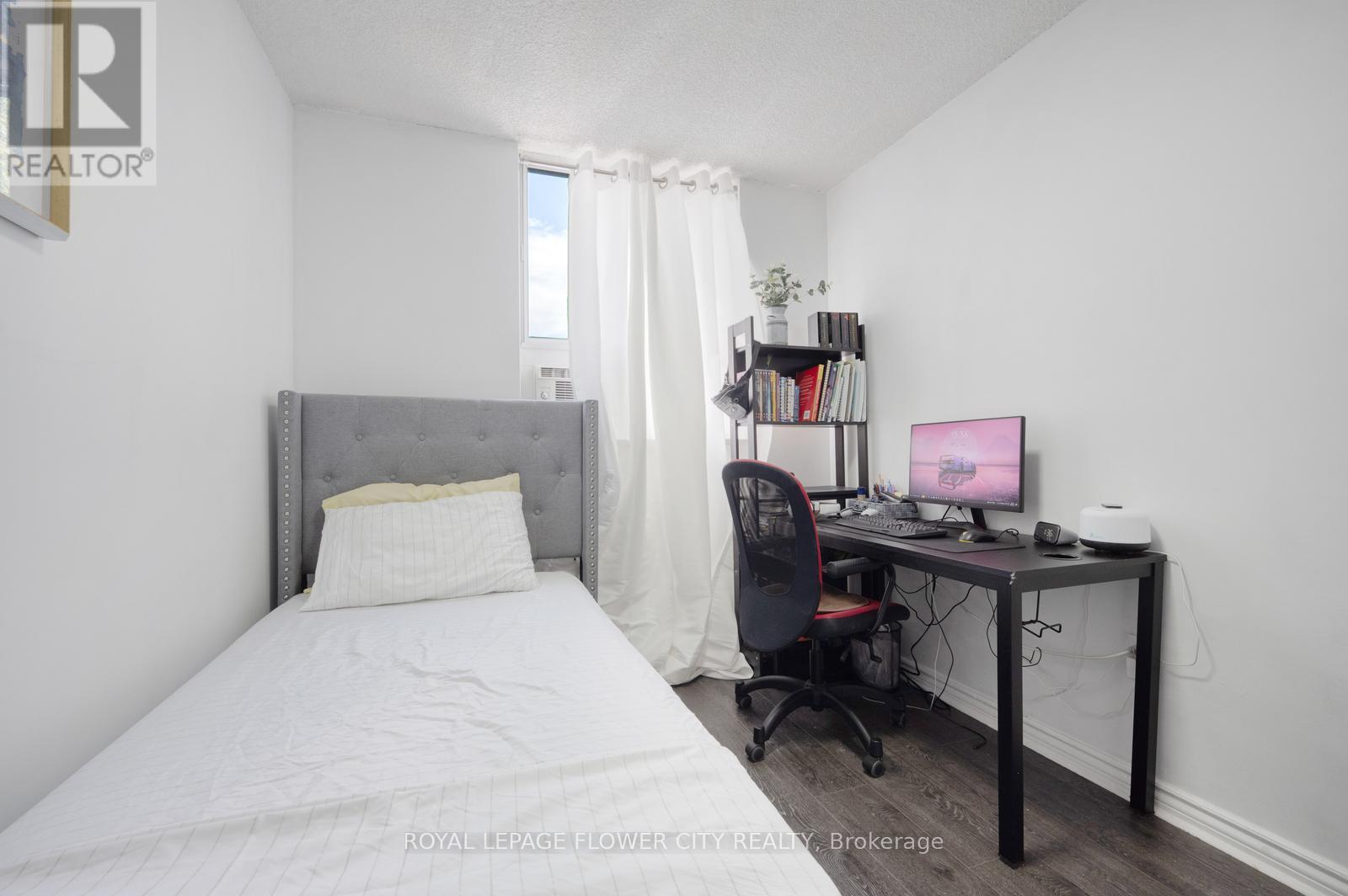 












207 - 1615 BLOOR STREET

,
Mississauga,




Ontario
L4X1S2

