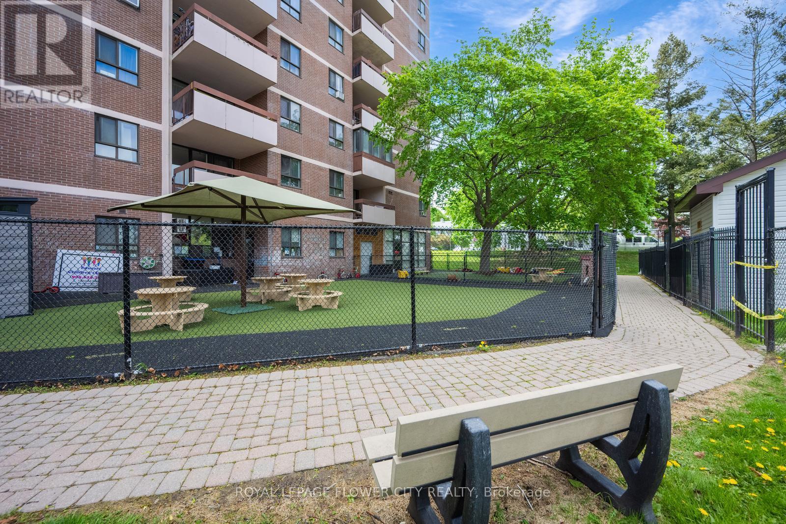 












207 - 1615 BLOOR STREET

,
Mississauga,




Ontario
L4X1S2

