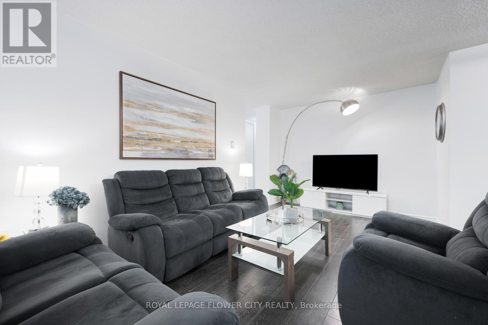 












207 - 1615 BLOOR STREET

,
Mississauga,




Ontario
L4X1S2

