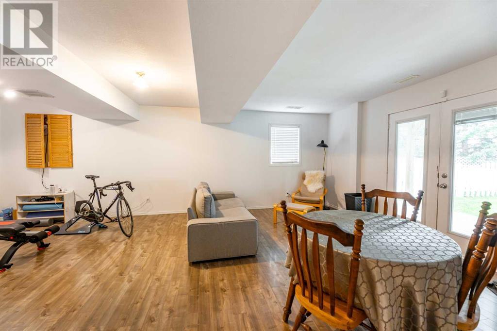 












141 Rispler Way

,
Hinton,




Alberta
T7V1L7

