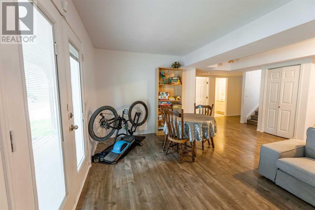 












141 Rispler Way

,
Hinton,




Alberta
T7V1L7

