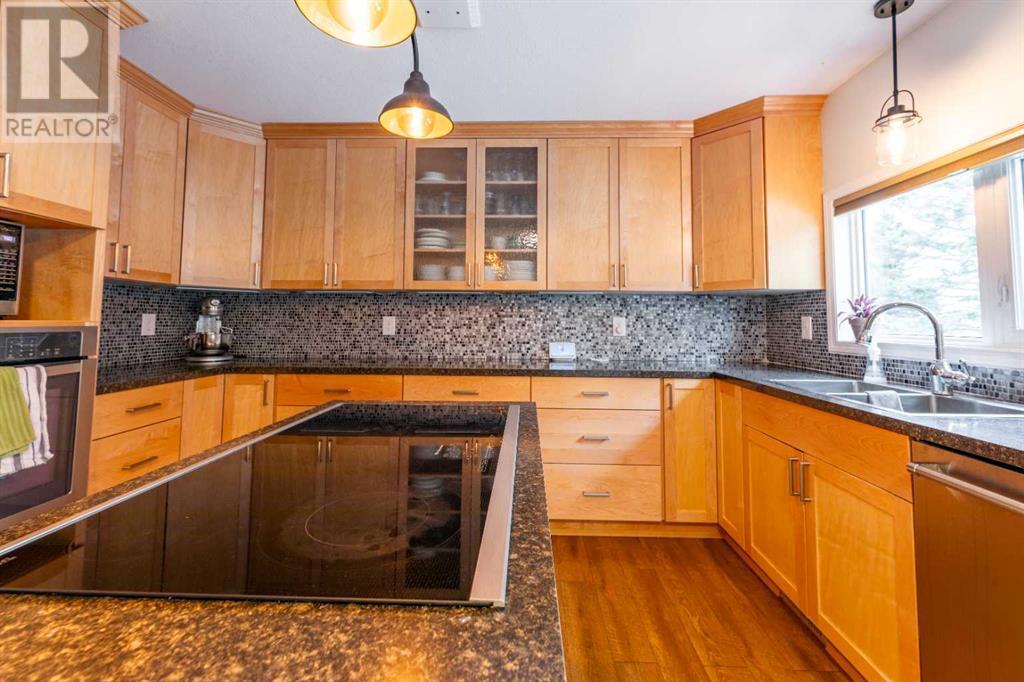 












141 Rispler Way

,
Hinton,




Alberta
T7V1L7


