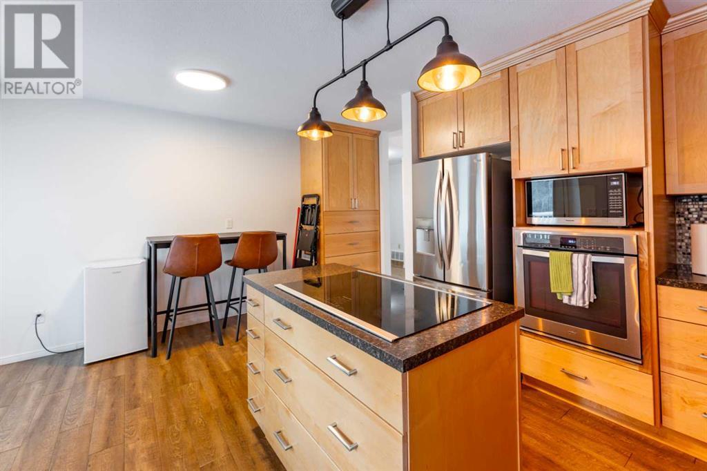 












141 Rispler Way

,
Hinton,




Alberta
T7V1L7

