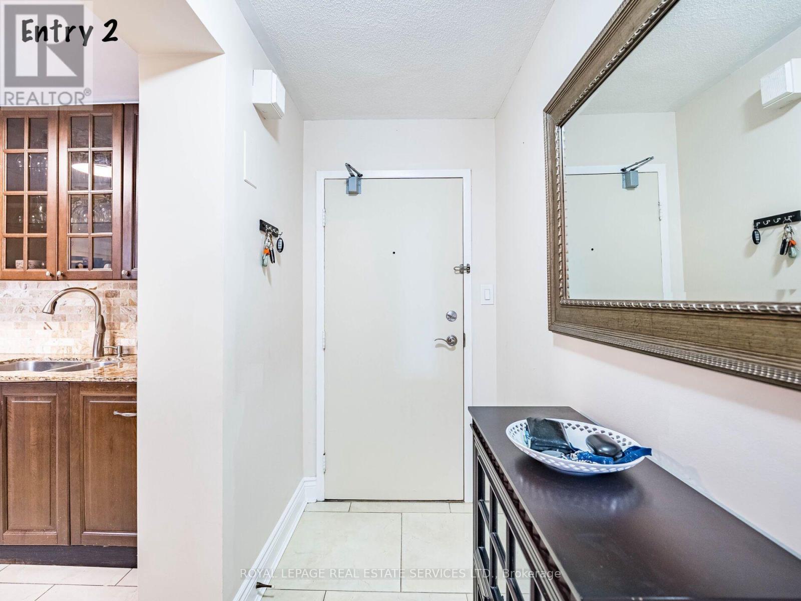 












203 - 1300 MISSISSAUGA VALLEY BOULEVARD

,
Mississauga,




Ontario
L5A3S8

