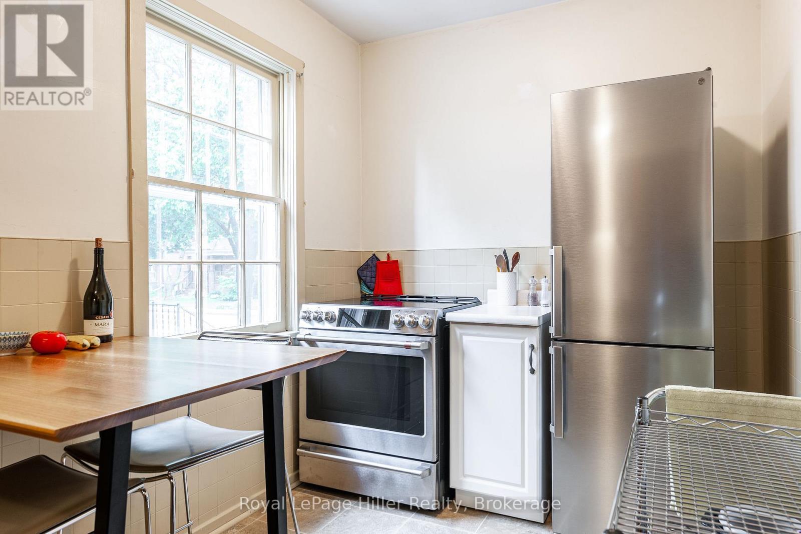 












35 RANKIN STREET

,
Stratford,




Ontario
N5A6H8

