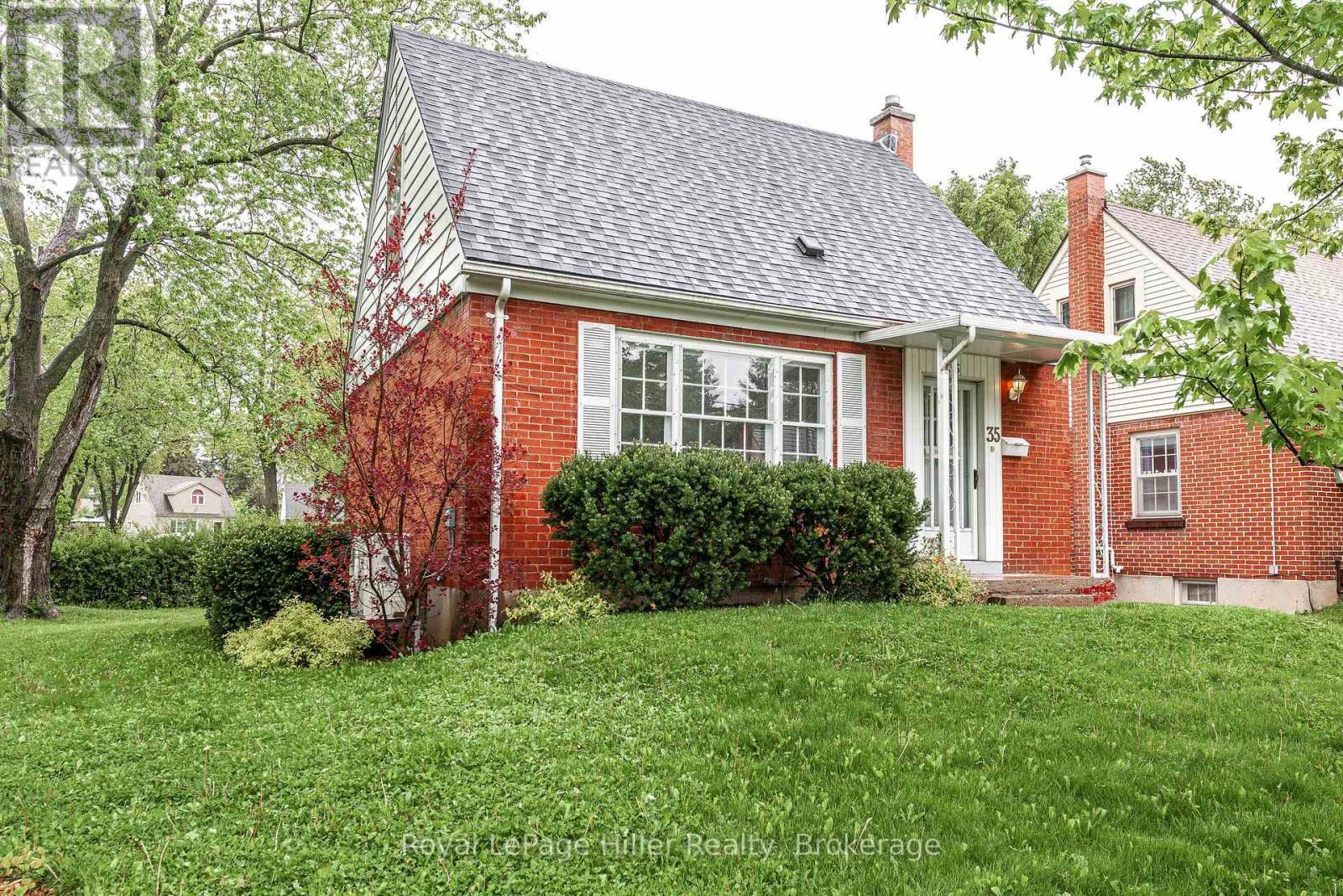 












35 RANKIN STREET

,
Stratford,




Ontario
N5A6H8

