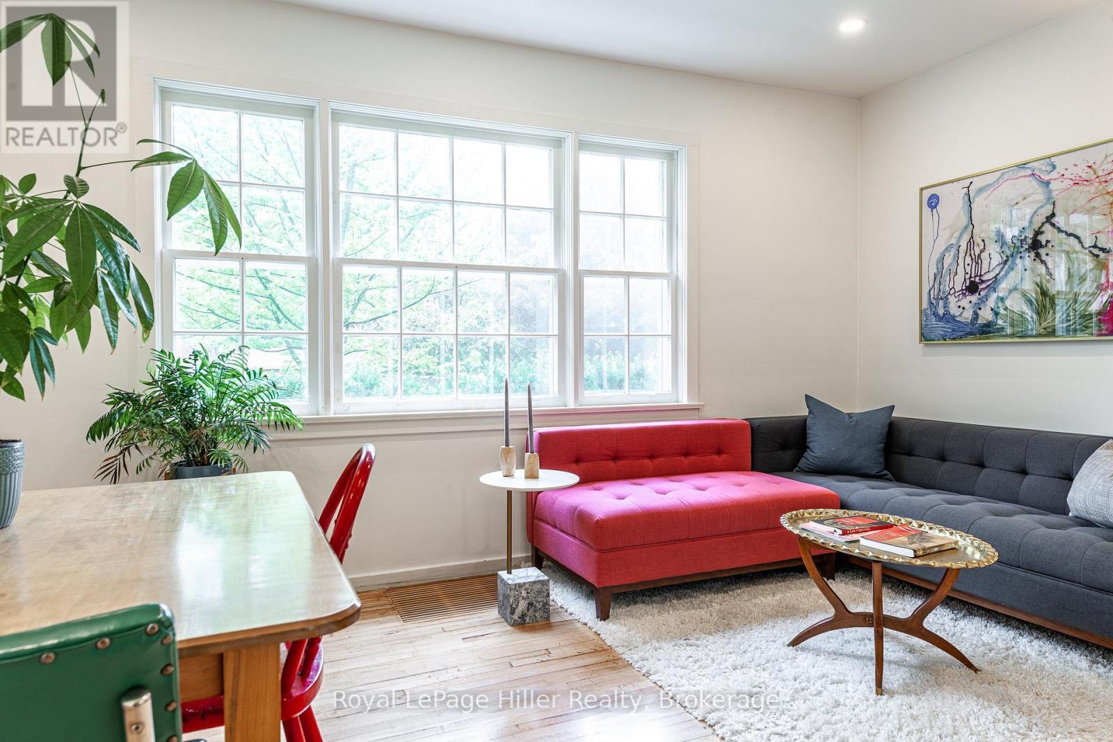 












35 RANKIN STREET

,
Stratford,




Ontario
N5A6H8

