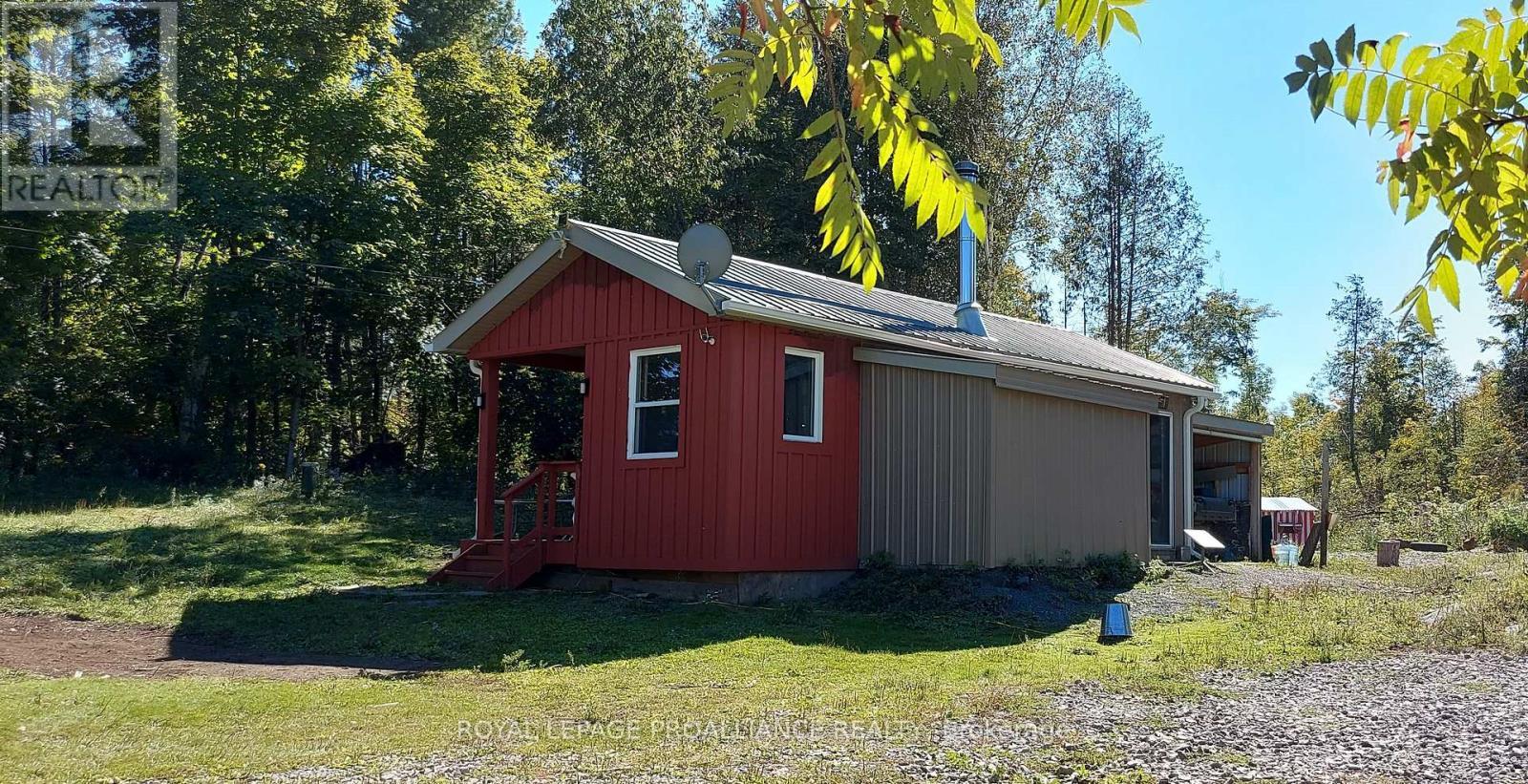 












812 CLEVELAND ROAD

,
Tudor and Cashel (Tudor Ward),




Ontario
K0K1Y0

