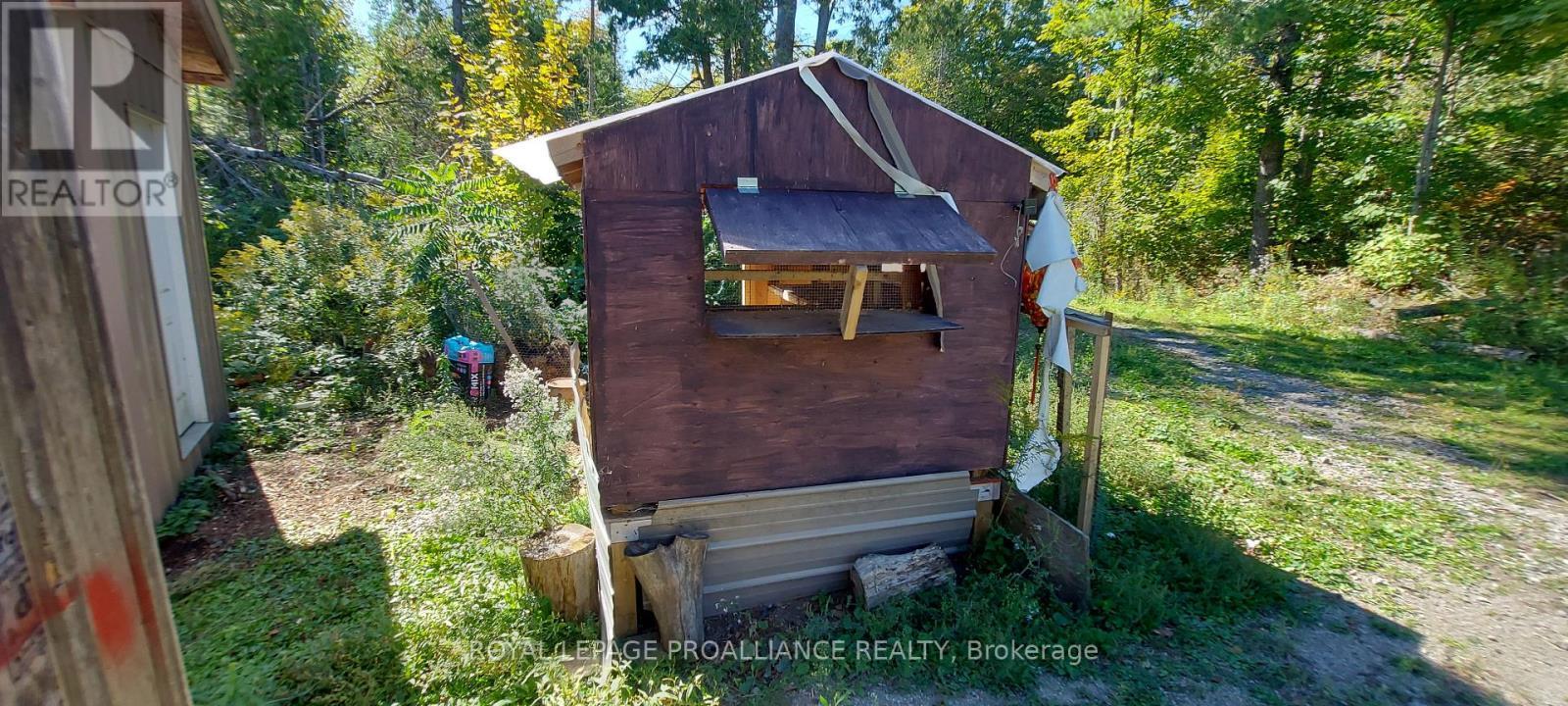 












812 CLEVELAND ROAD

,
Tudor and Cashel (Tudor Ward),




Ontario
K0K1Y0

