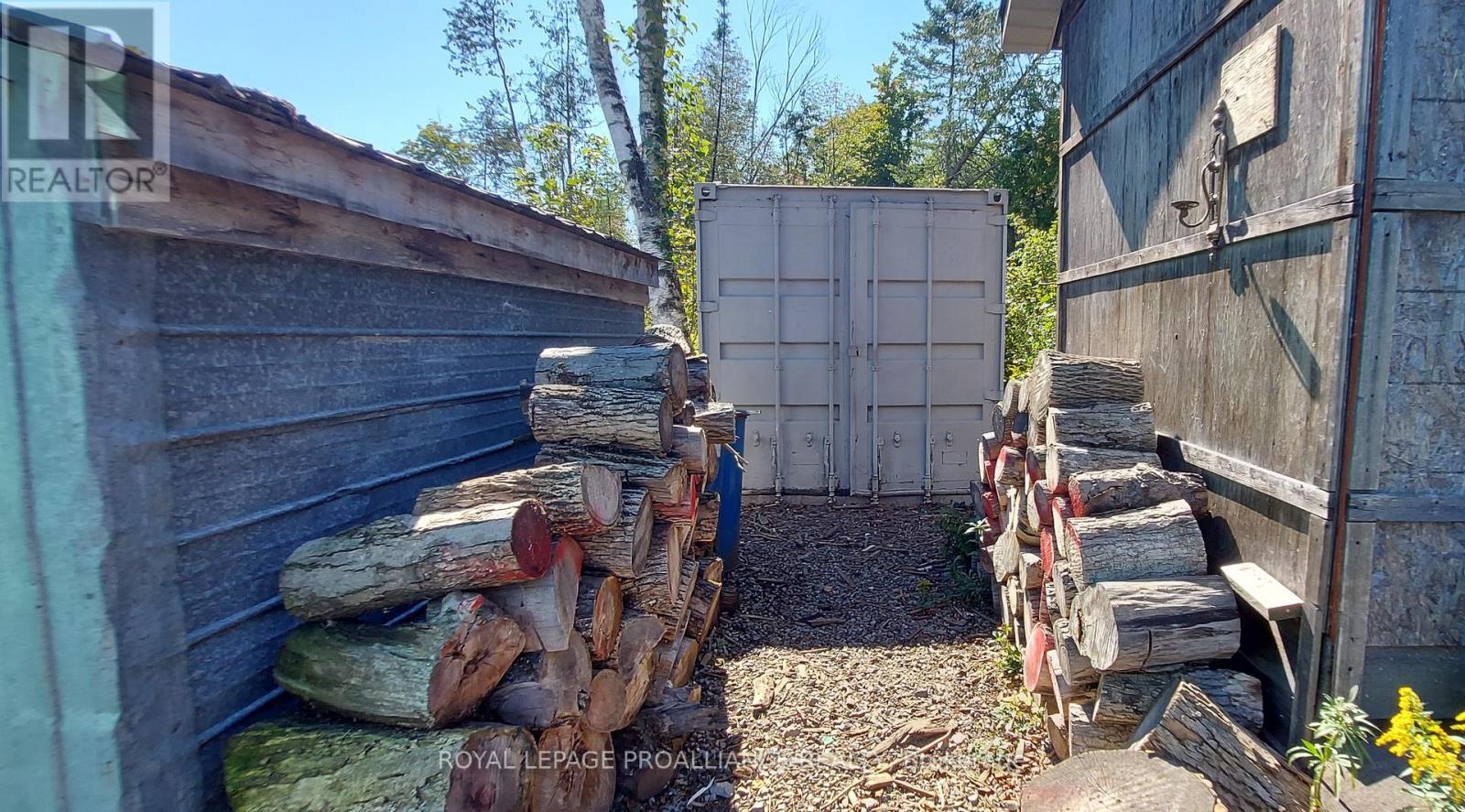 












812 CLEVELAND ROAD

,
Tudor and Cashel (Tudor Ward),




Ontario
K0K1Y0

