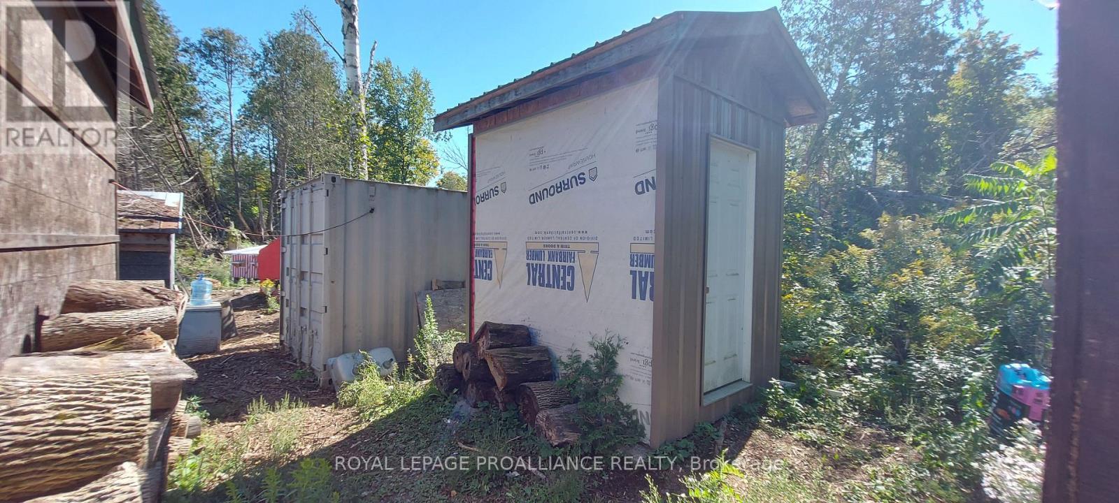 












812 CLEVELAND ROAD

,
Tudor and Cashel (Tudor Ward),




Ontario
K0K1Y0

