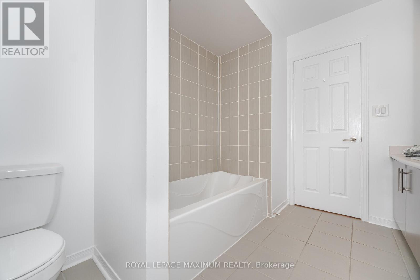 












58 GENTILE CIRCLE

,
Vaughan,




Ontario
L4H1G4

