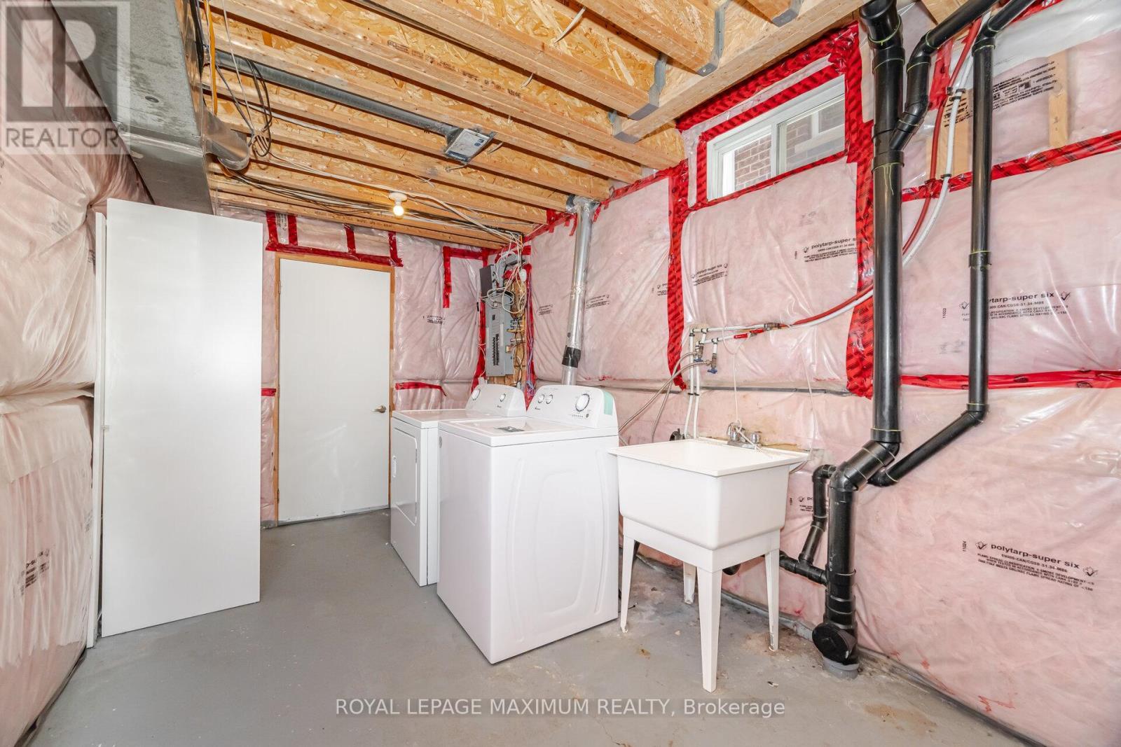 












58 GENTILE CIRCLE

,
Vaughan,




Ontario
L4H1G4

