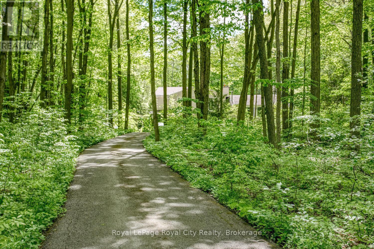 












1158 CONSERVATION ROAD E

,
Milton,




Ontario
L0P1B0

