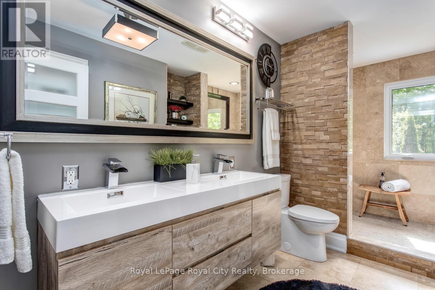 












1158 CONSERVATION ROAD E

,
Milton,




Ontario
L0P1B0

