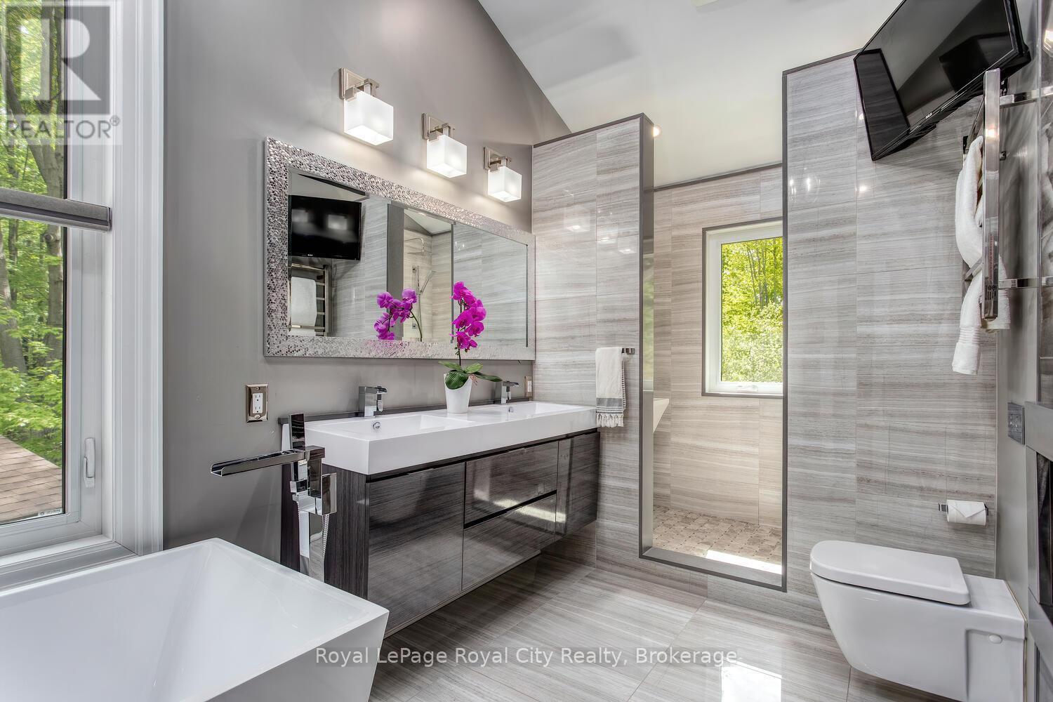 












1158 CONSERVATION ROAD E

,
Milton,




Ontario
L0P1B0

