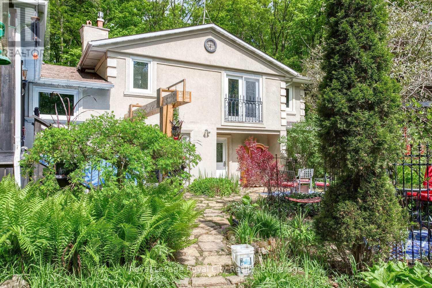












1158 CONSERVATION ROAD E

,
Milton,




Ontario
L0P1B0

