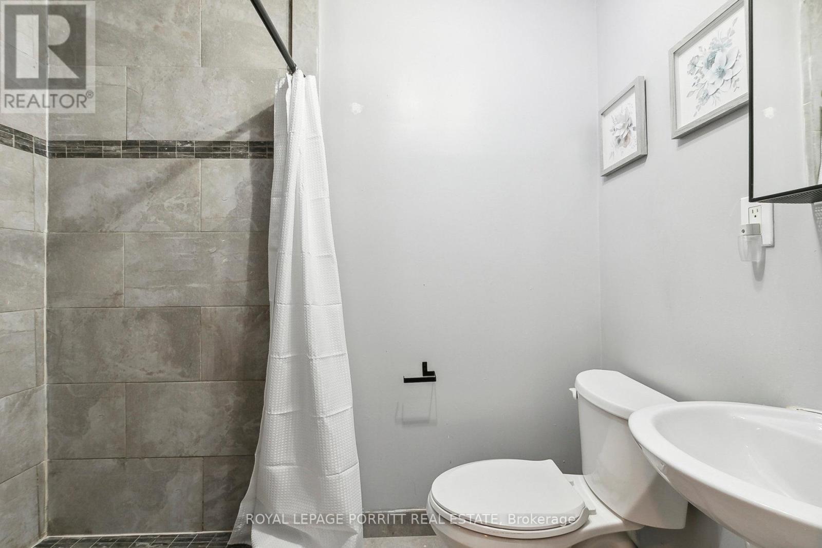 












17 - 1415 FIELDLIGHT BOULEVARD

,
Pickering,




Ontario
L1V2S3

