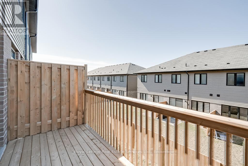 












42 - 461 BLACKBURN DRIVE

,
Brantford,




Ontario
N3T6S8

