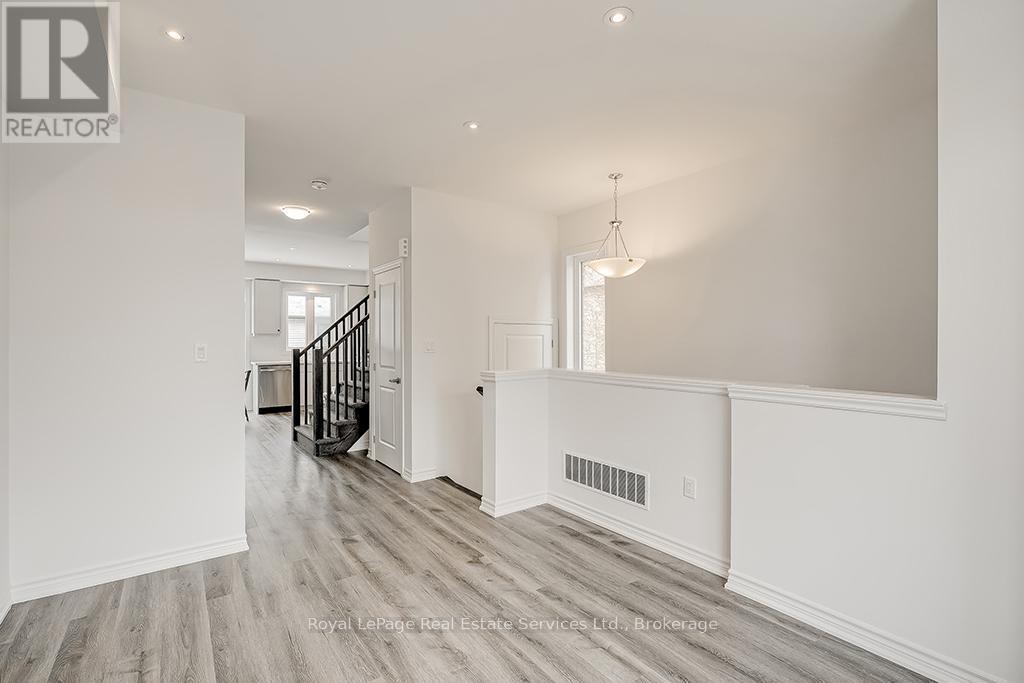 












42 - 461 BLACKBURN DRIVE

,
Brantford,




Ontario
N3T6S8

