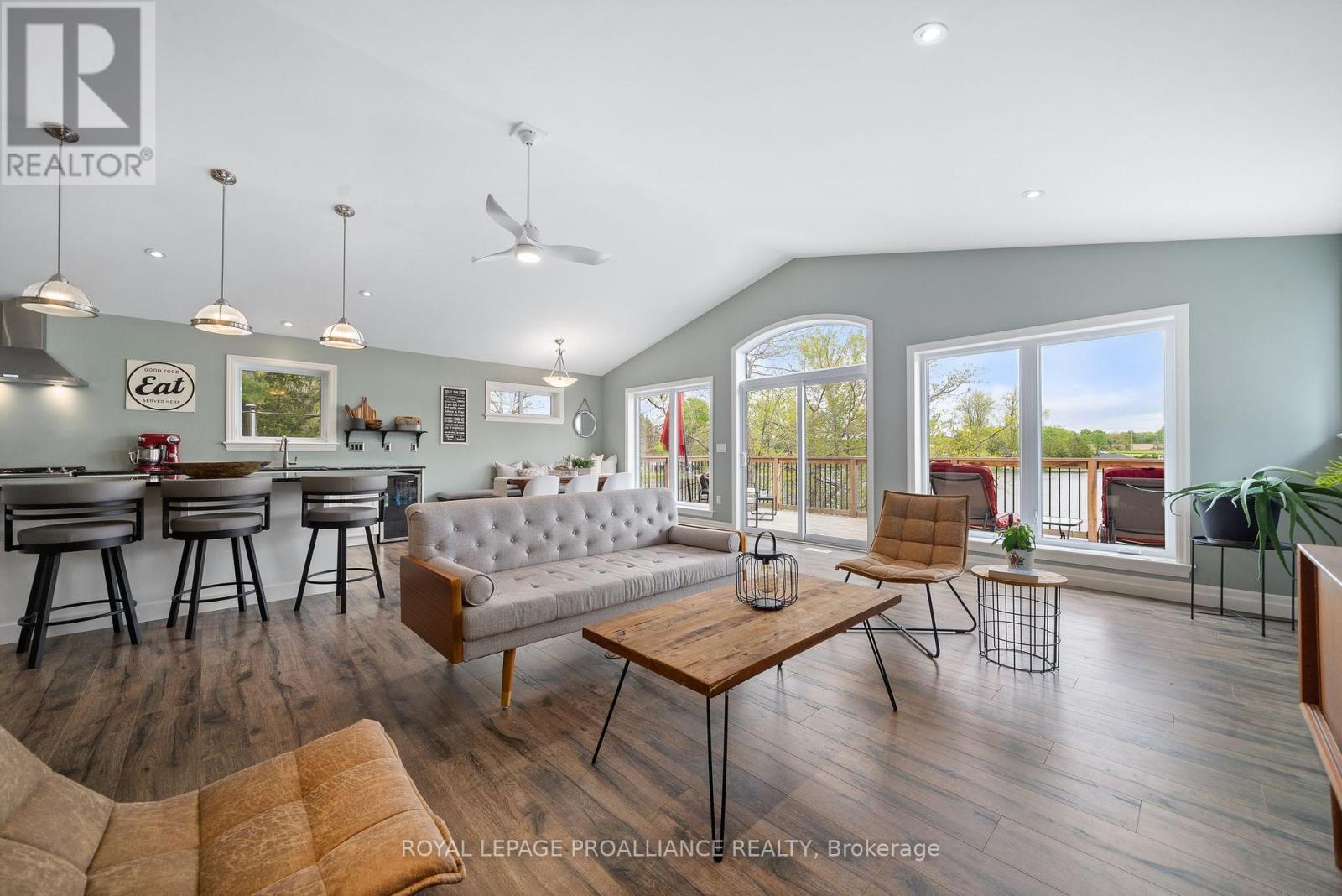 












75 JOHN MEYERS ROAD

,
Quinte West (Sidney Ward),




Ontario
K0K3E0

