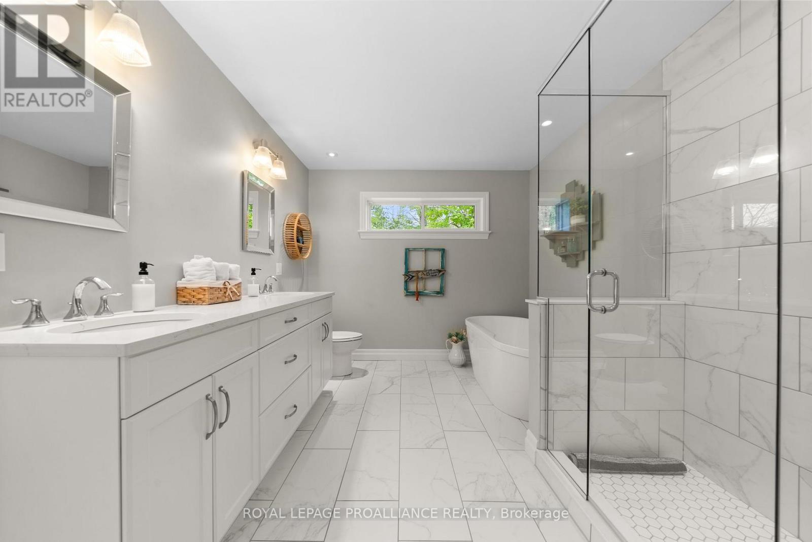 












75 JOHN MEYERS ROAD

,
Quinte West (Sidney Ward),




Ontario
K0K3E0


