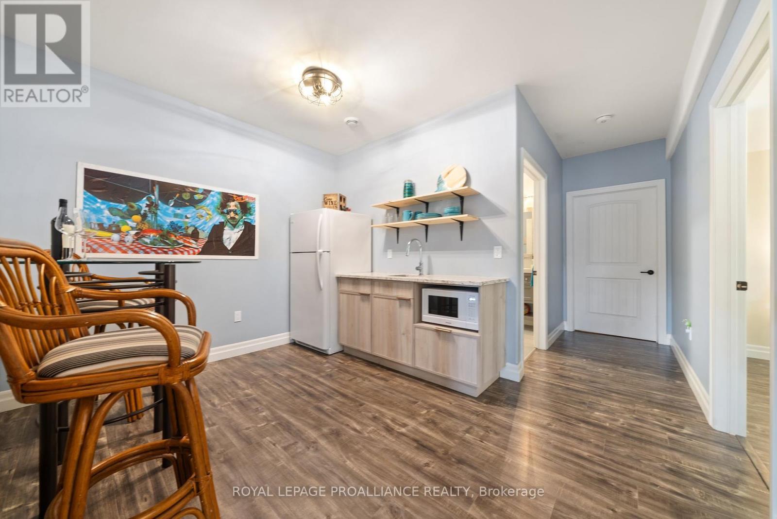 












75 JOHN MEYERS ROAD

,
Quinte West (Sidney Ward),




Ontario
K0K3E0

