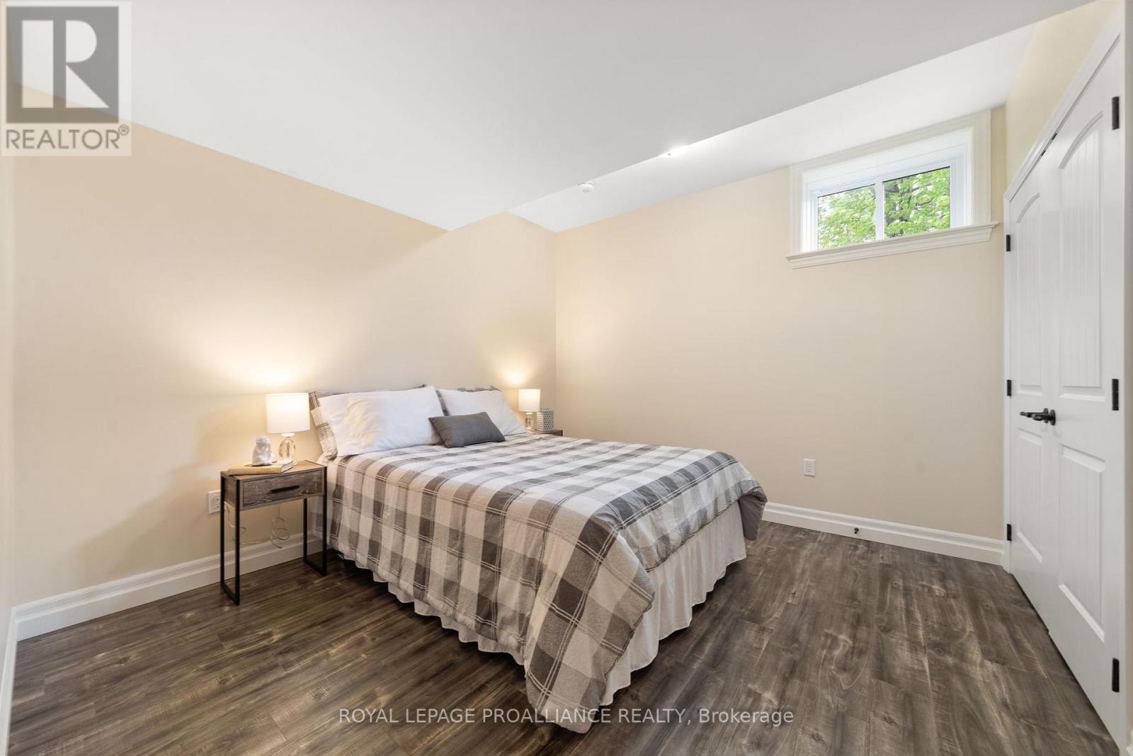 












75 JOHN MEYERS ROAD

,
Quinte West (Sidney Ward),




Ontario
K0K3E0

