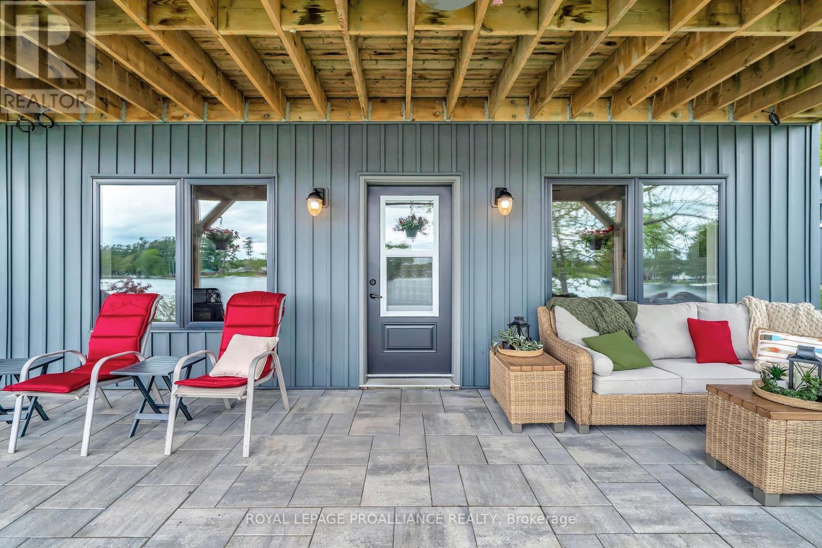 












75 JOHN MEYERS ROAD

,
Quinte West (Sidney Ward),




Ontario
K0K3E0

