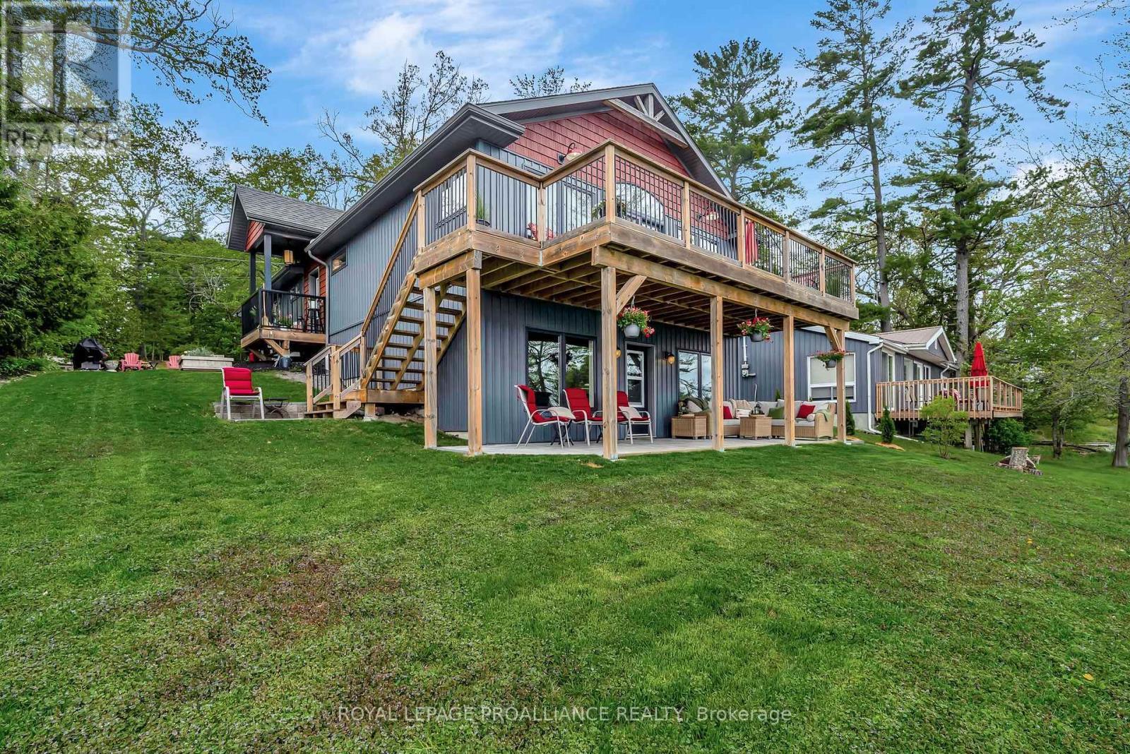 












75 JOHN MEYERS ROAD

,
Quinte West (Sidney Ward),




Ontario
K0K3E0

