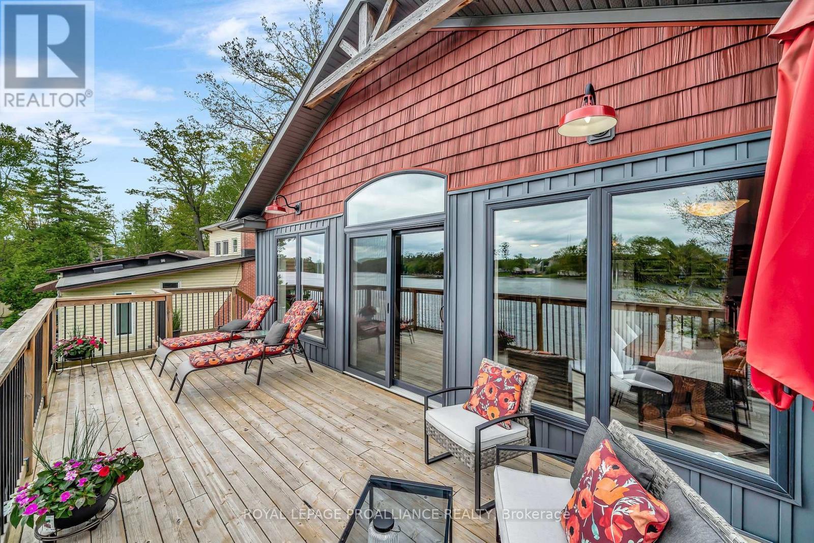 












75 JOHN MEYERS ROAD

,
Quinte West (Sidney Ward),




Ontario
K0K3E0

