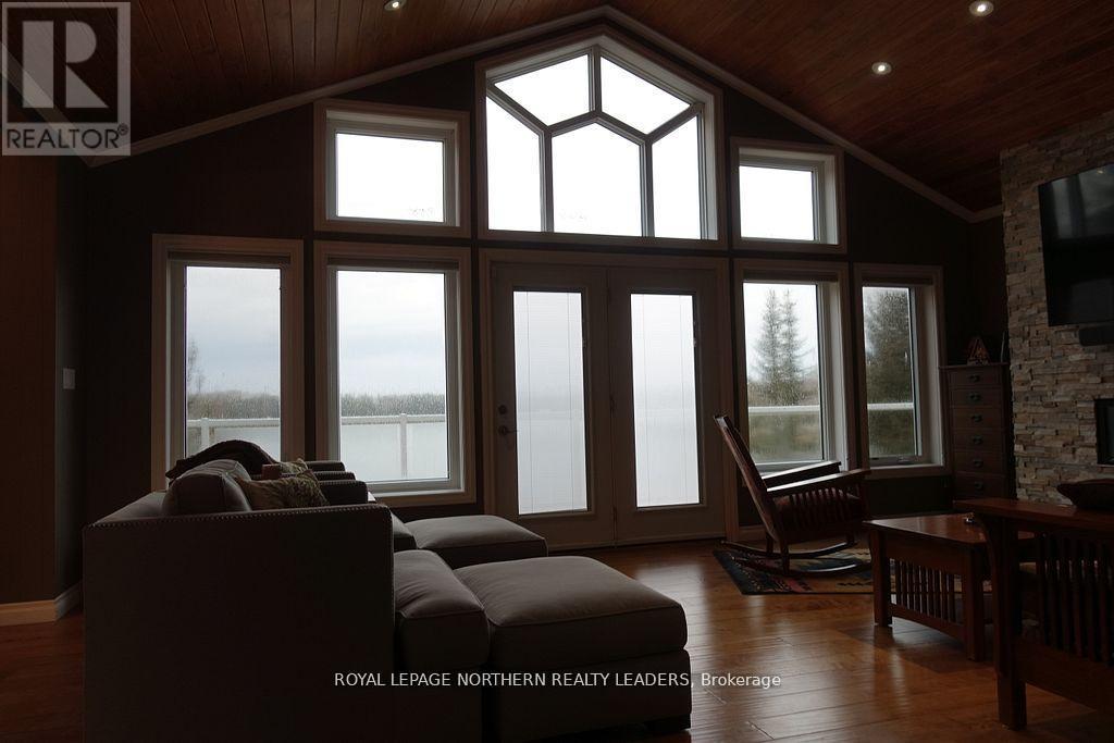 












LOT 3 GIBSON LAKE ROAD

,
Timmins (TM - Outside East),




Ontario
P0N1A0

