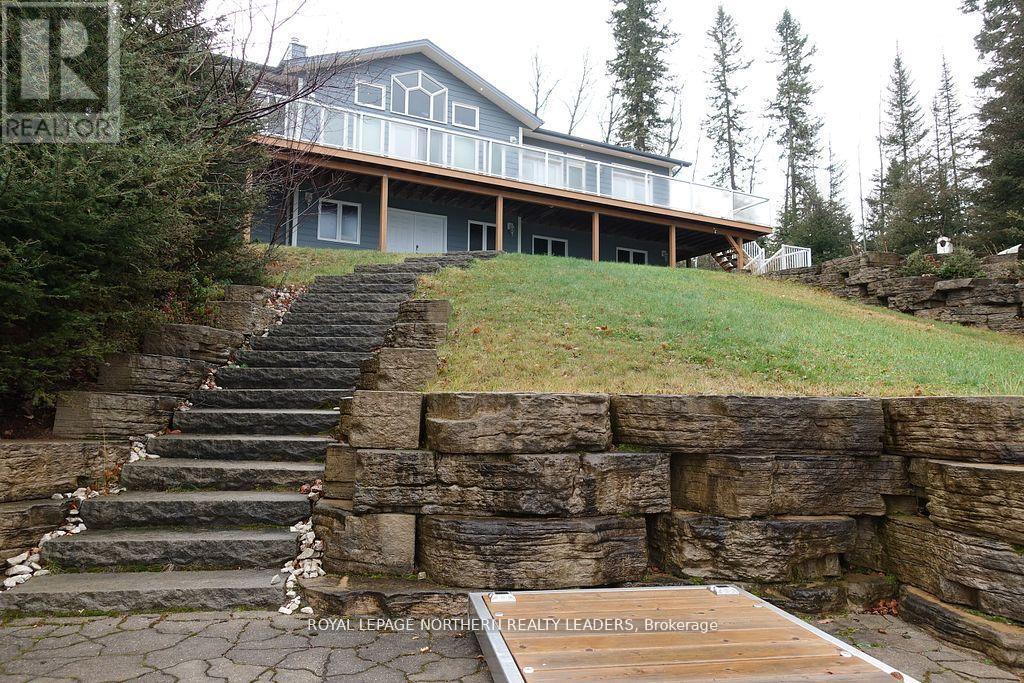 












LOT 3 GIBSON LAKE ROAD

,
Timmins (TM - Outside East),




Ontario
P0N1A0

