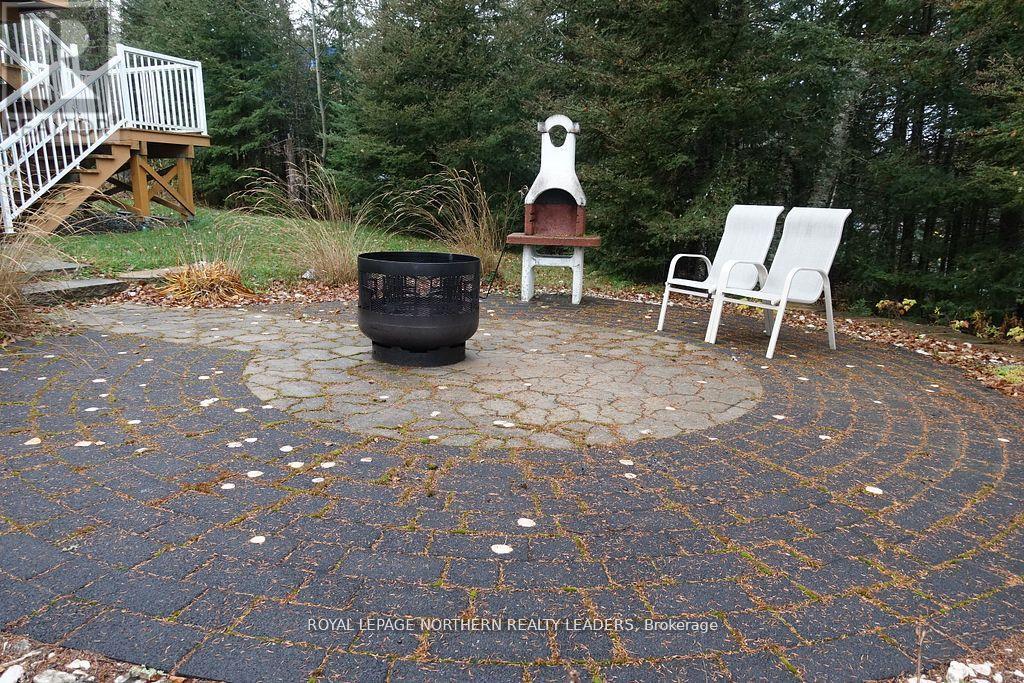 












LOT 3 GIBSON LAKE ROAD

,
Timmins (TM - Outside East),




Ontario
P0N1A0

