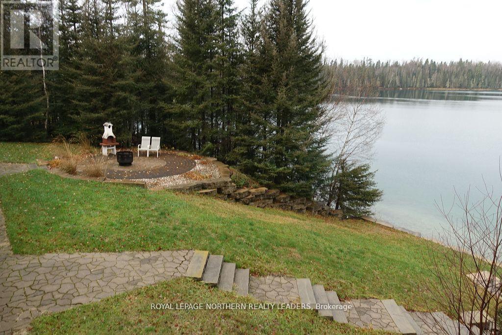 












LOT 3 GIBSON LAKE ROAD

,
Timmins (TM - Outside East),




Ontario
P0N1A0

