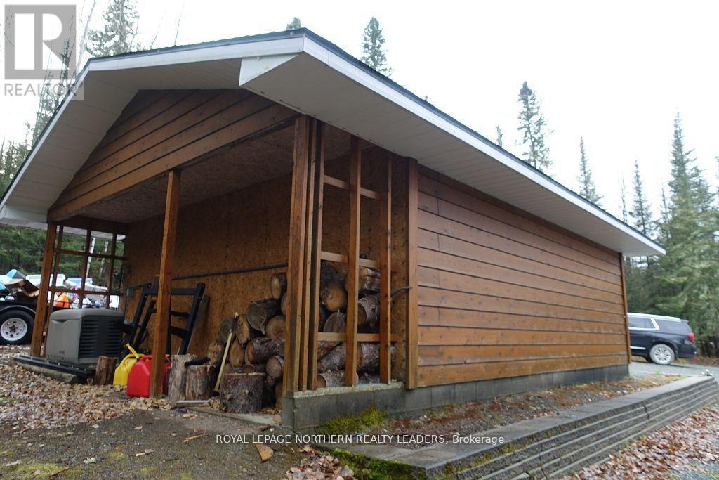 












LOT 3 GIBSON LAKE ROAD

,
Timmins (TM - Outside East),




Ontario
P0N1A0

