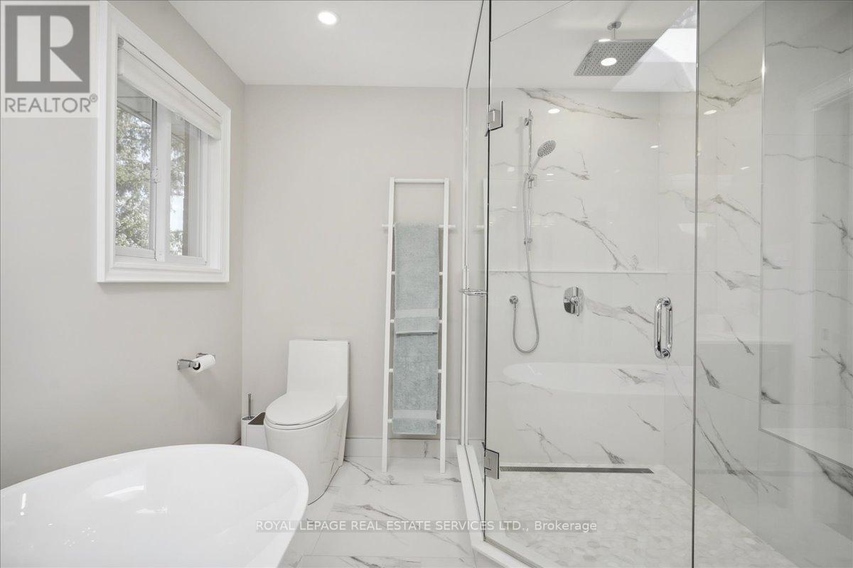












1141 VICKI LANE

,
Mississauga,




Ontario
L5C2X9

