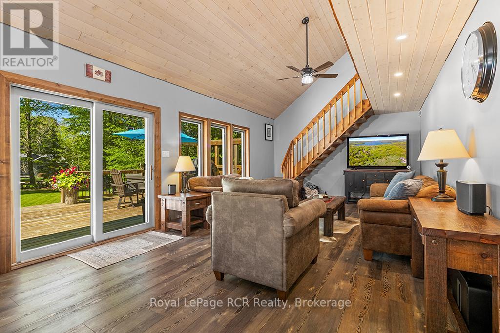 












234 NAPOLEON STREET

,
Grey Highlands,




Ontario
N0C1E0

