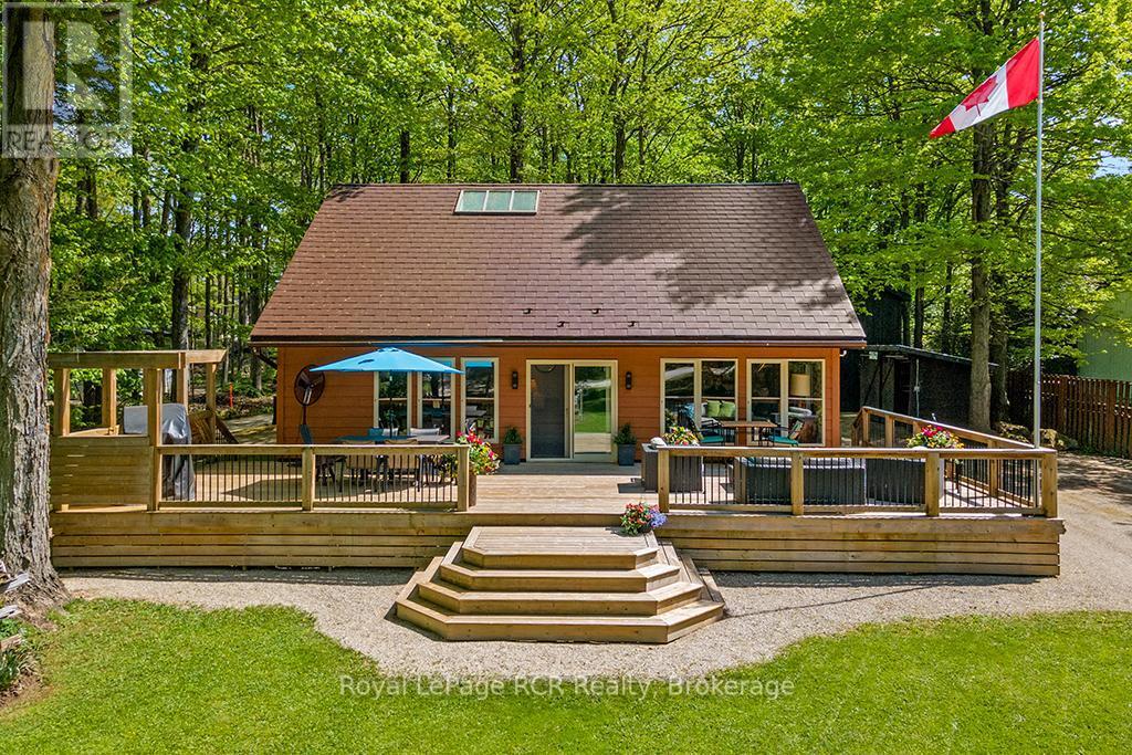 












234 NAPOLEON STREET

,
Grey Highlands,




Ontario
N0C1E0


