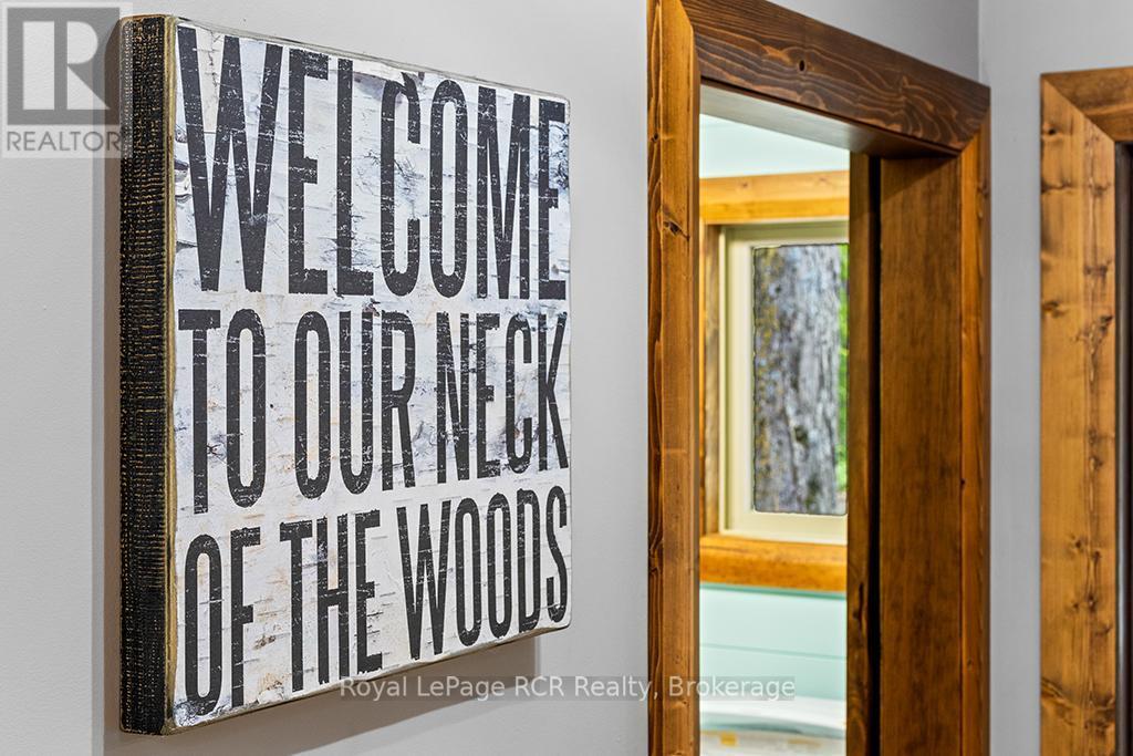 












234 NAPOLEON STREET

,
Grey Highlands,




Ontario
N0C1E0

