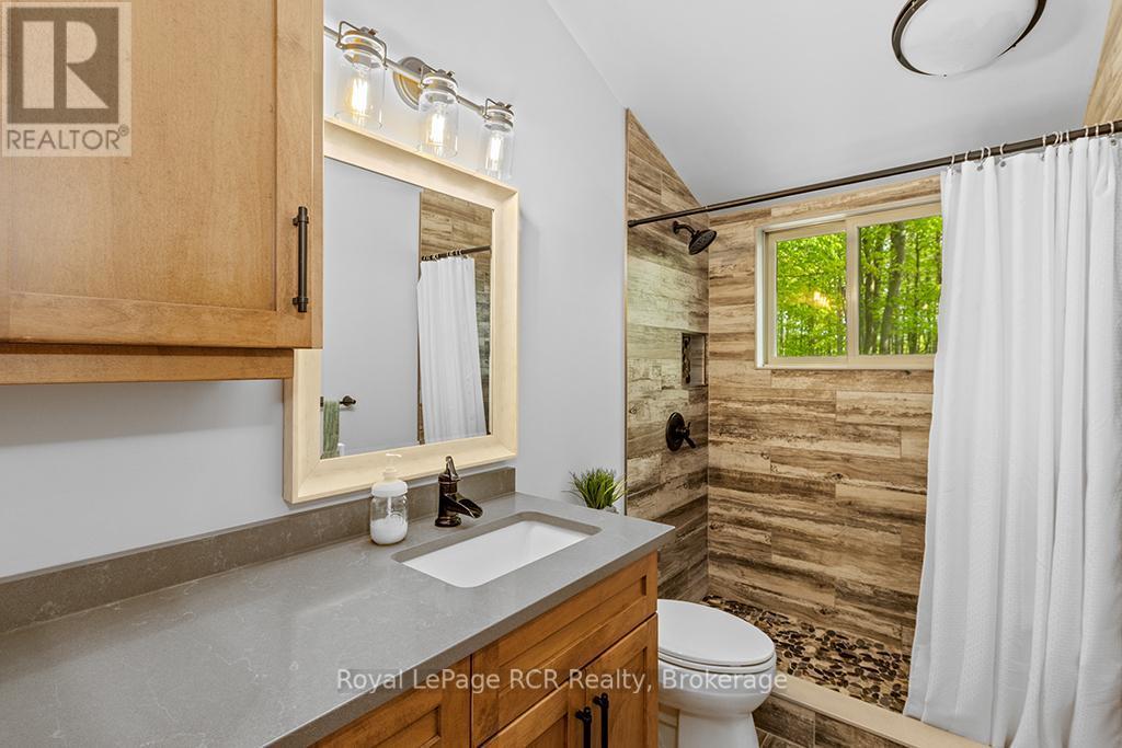 












234 NAPOLEON STREET

,
Grey Highlands,




Ontario
N0C1E0

