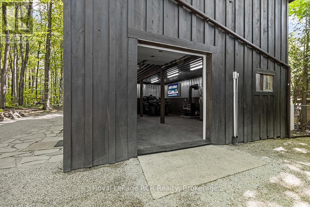 












234 NAPOLEON STREET

,
Grey Highlands,




Ontario
N0C1E0

